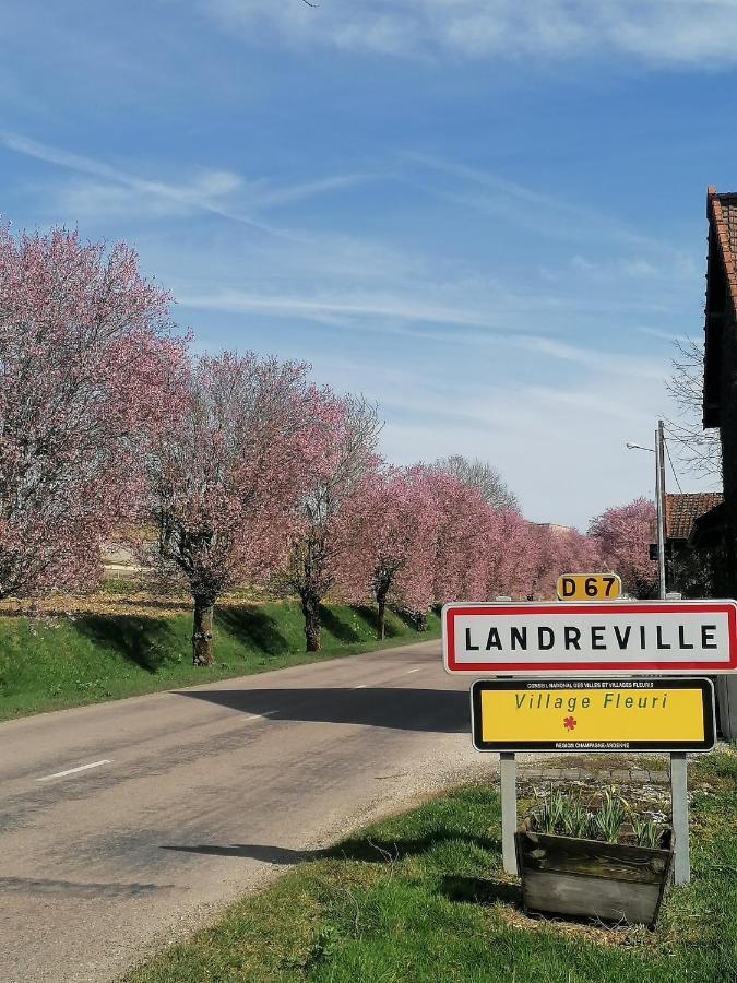 Chambre d'hôtes Esprit de Famille Landreville Extérieur photo